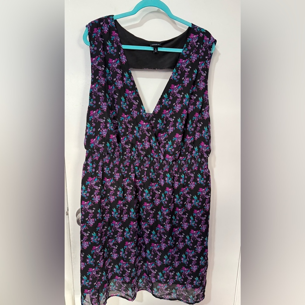 Torrid Size 5 Floral Black Dress